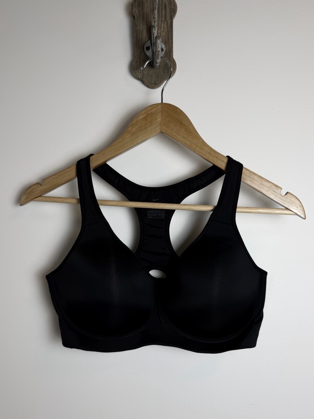 nike dri-fit black high support sports bra 36d